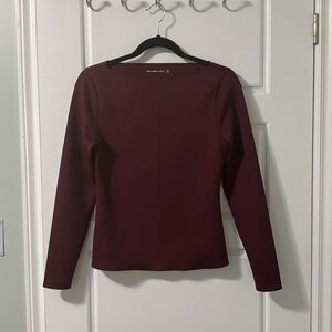 A&F Sculpt Matte Slash Top